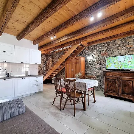 Island Stone Apartment Punat